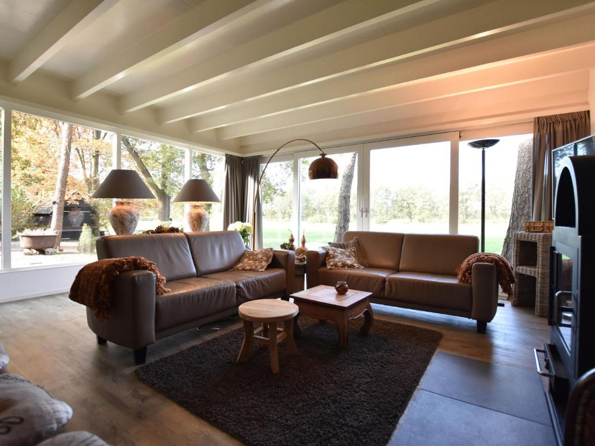 Holiday Home In Reutum Weerselo With Jacuzzi Beekdorp Exterior photo